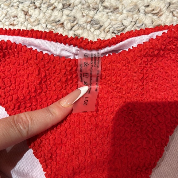Red Bikini solid unwire bikini - Picture 2 of 3